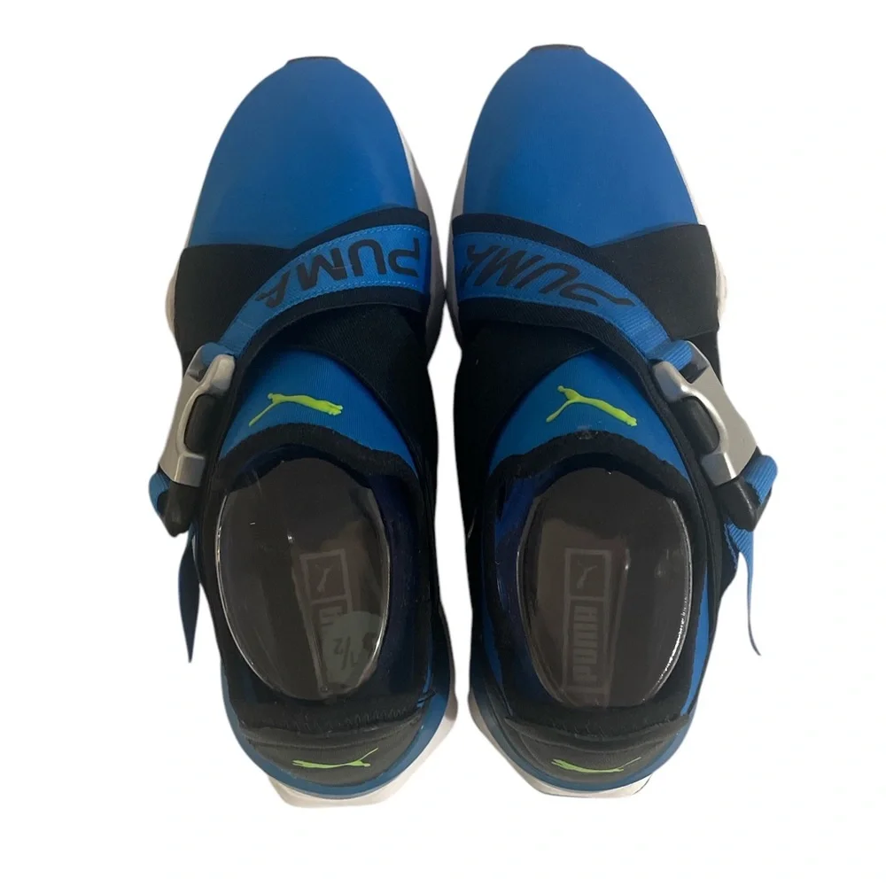 Puma Women's Blue and Black Sneakers 8.5